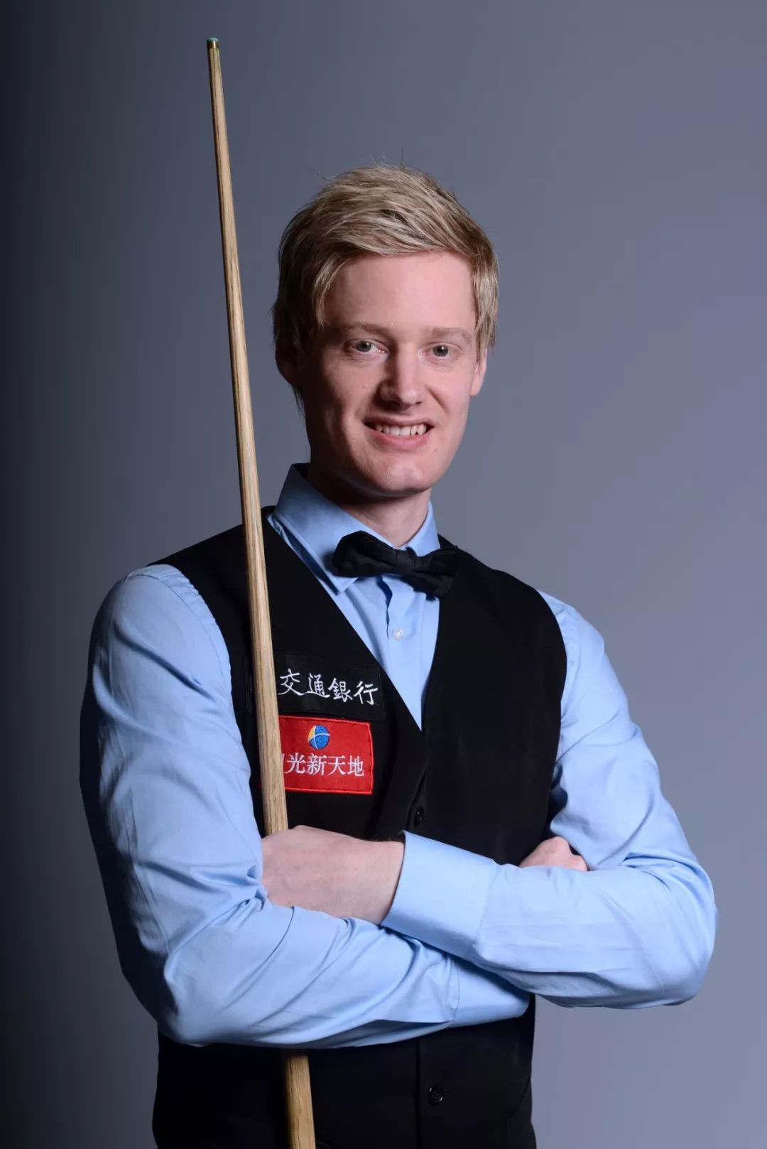 的大比分轻 的大比分轻